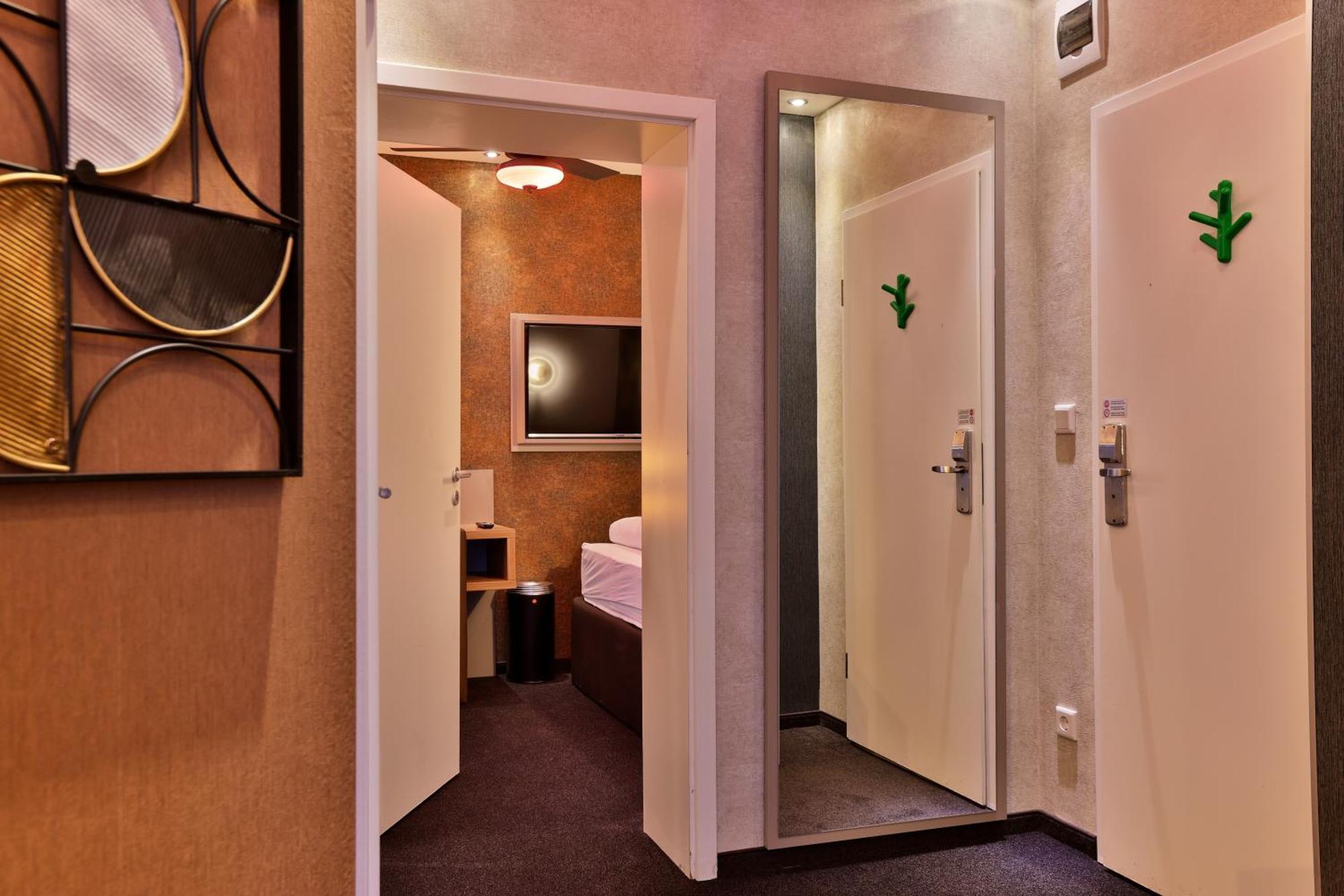 Stay-Inn Bielefeld Zentrum Екстериор снимка