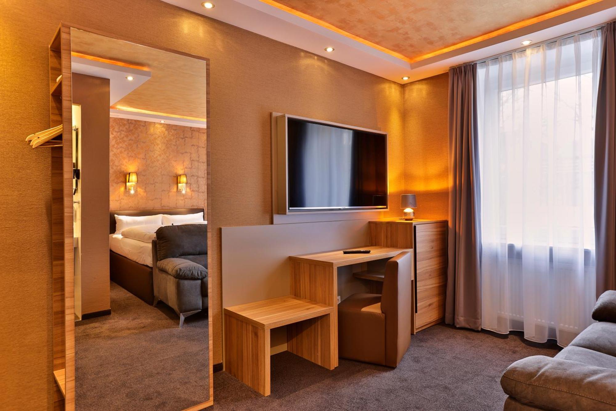 Stay-Inn Bielefeld Zentrum Екстериор снимка