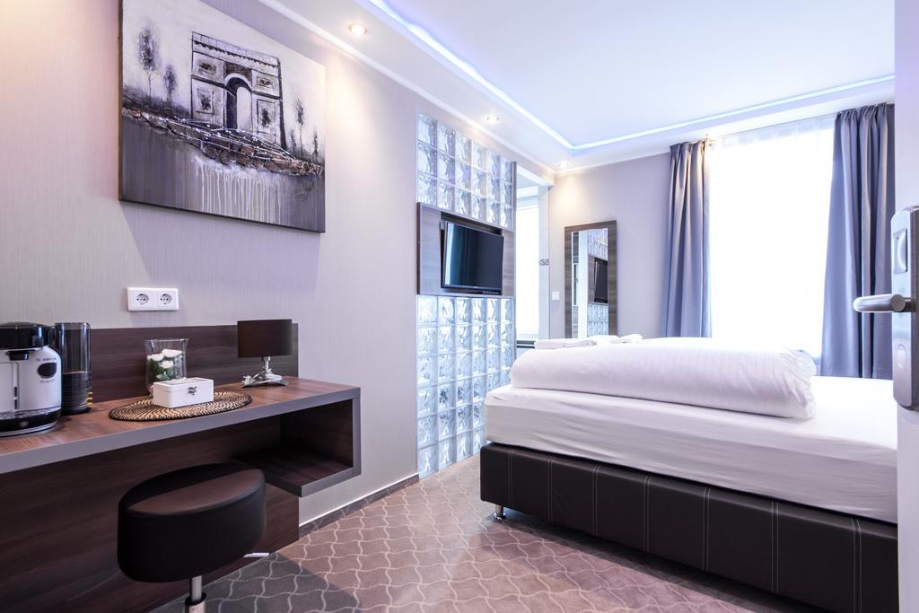 Stay-Inn Bielefeld Zentrum Екстериор снимка